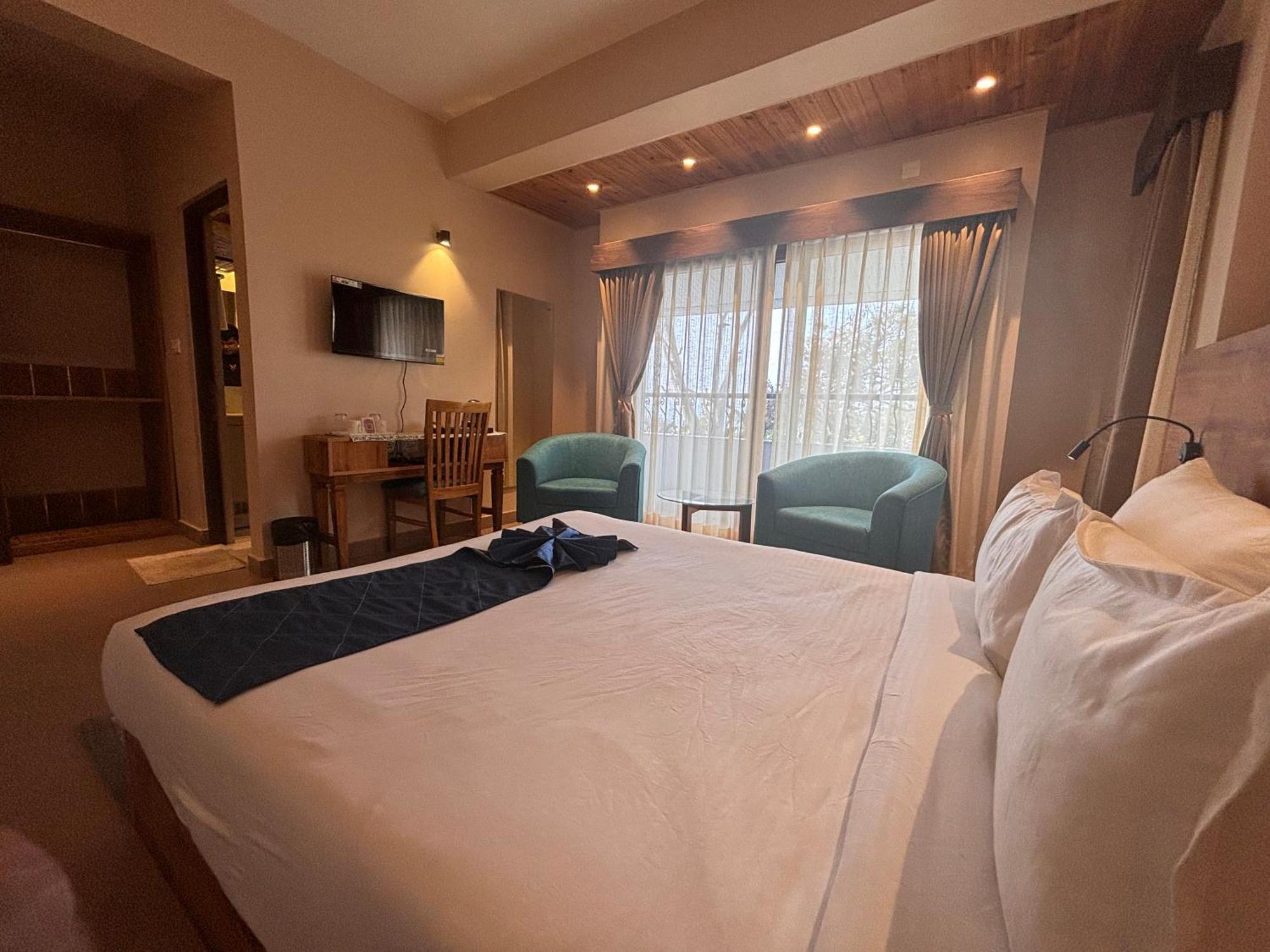 Blue Orchid Premium Hotell Kalimpong Exteriör bild