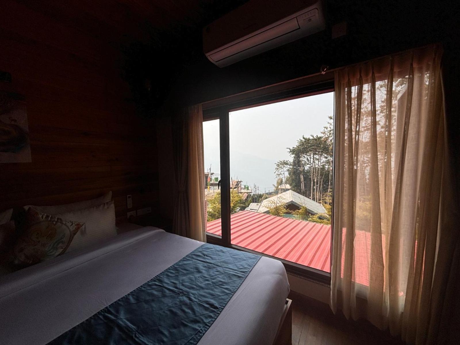Blue Orchid Premium Hotell Kalimpong Exteriör bild