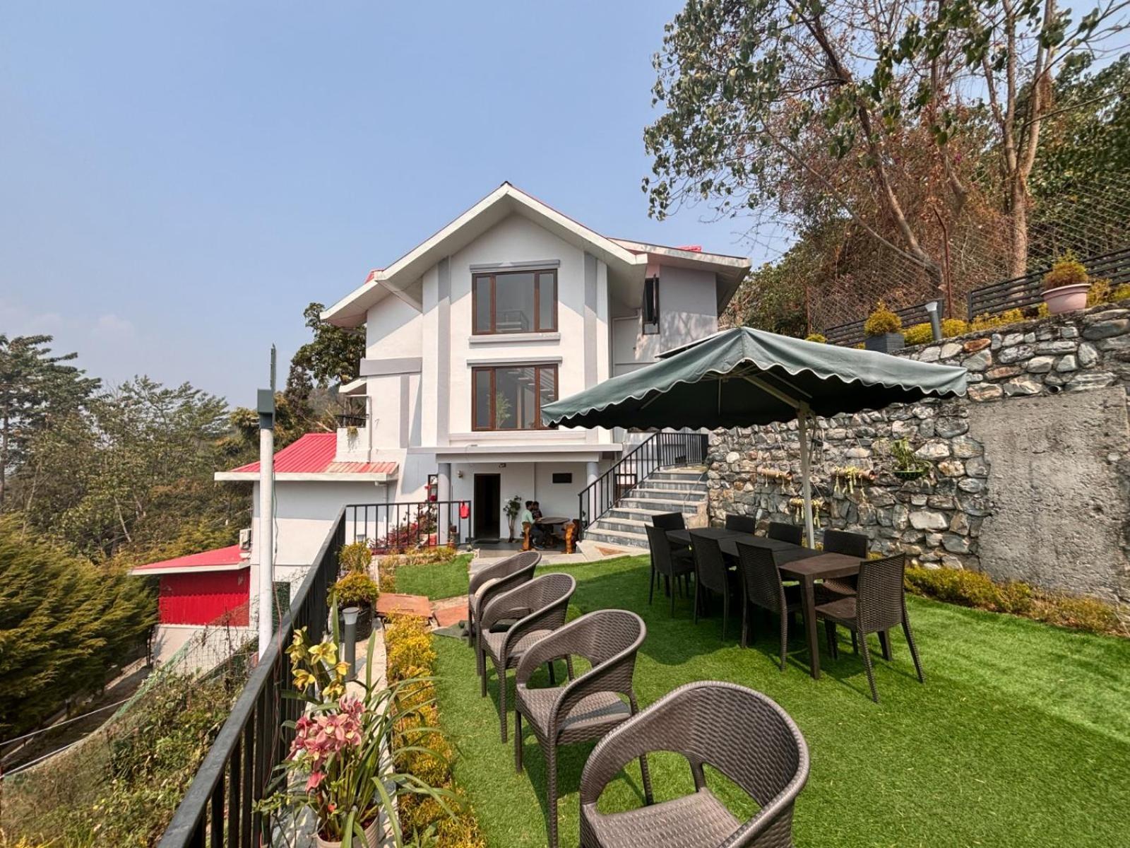 Blue Orchid Premium Hotell Kalimpong Exteriör bild