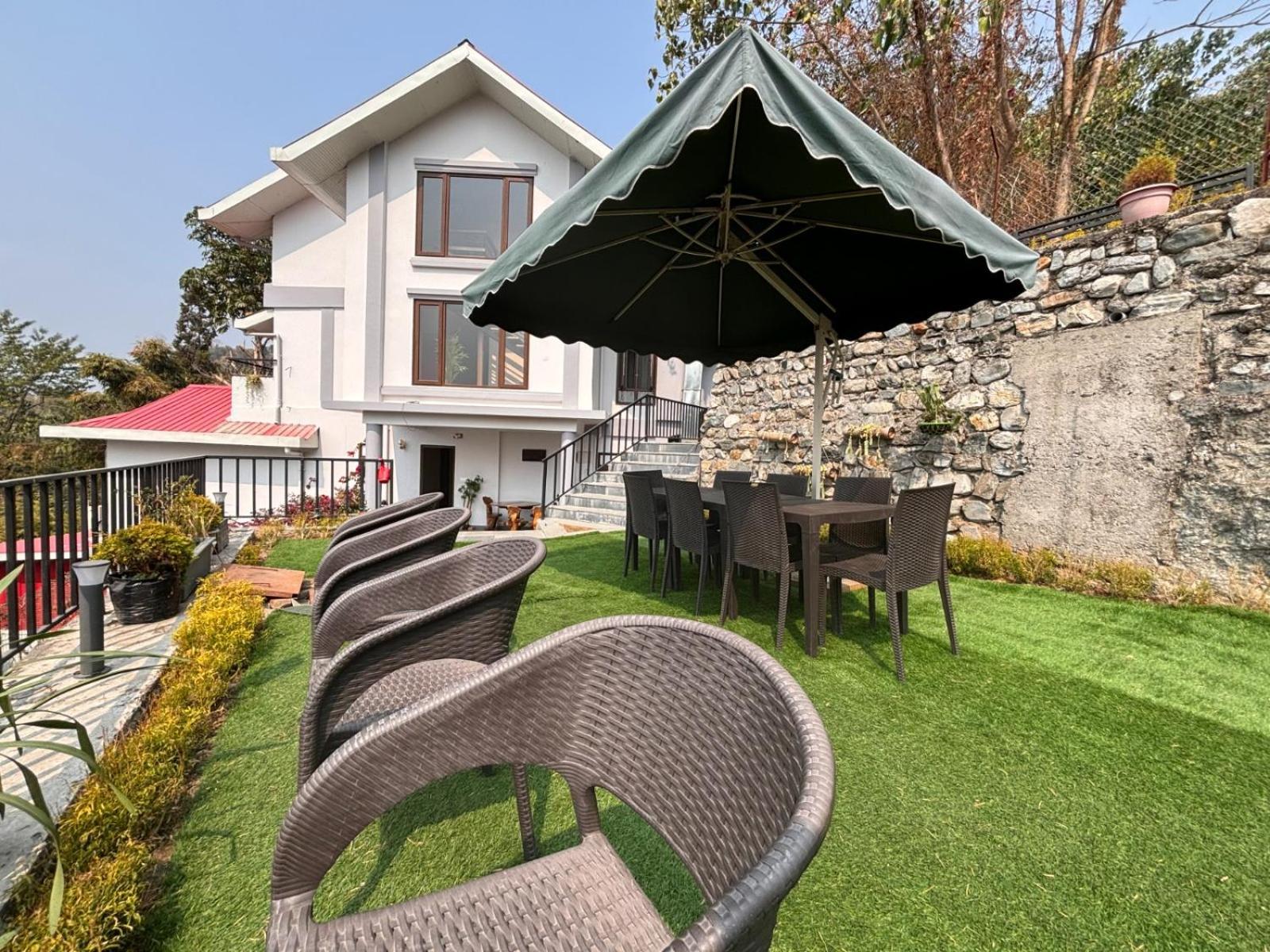 Blue Orchid Premium Hotell Kalimpong Exteriör bild