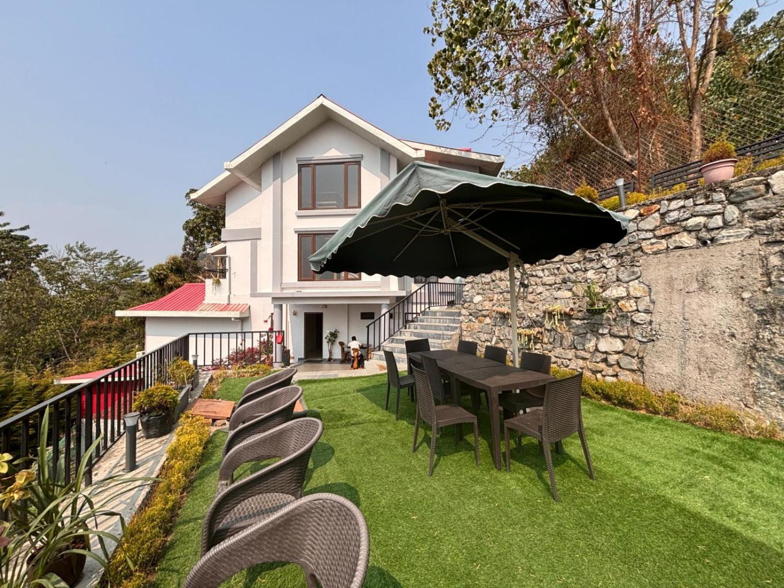 Blue Orchid Premium Hotell Kalimpong Exteriör bild